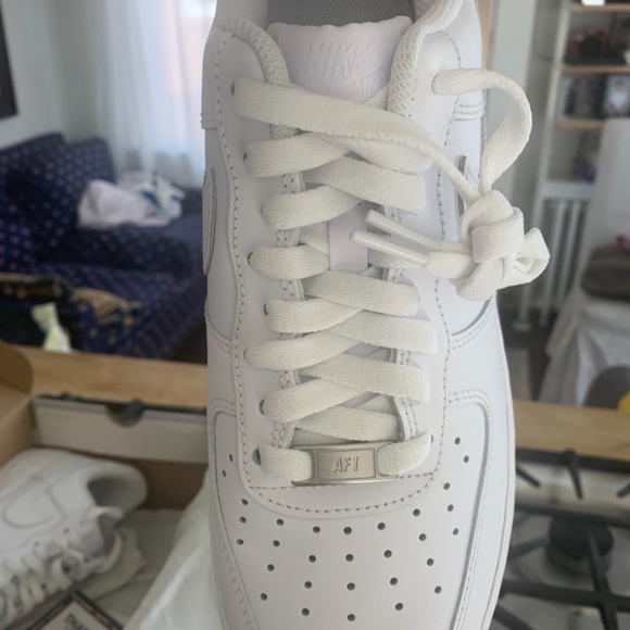 Women’s Air Force 1 07 - Picture 4 of 7